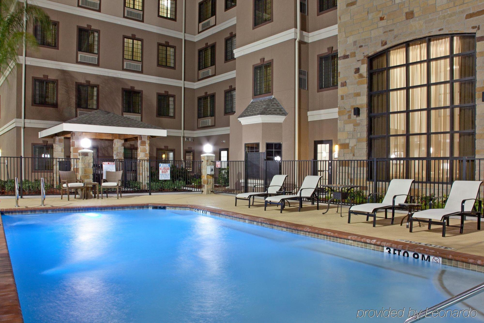 Staybridge Suites Houston Stafford - Sugar Land By Ihg Einrichtungen foto